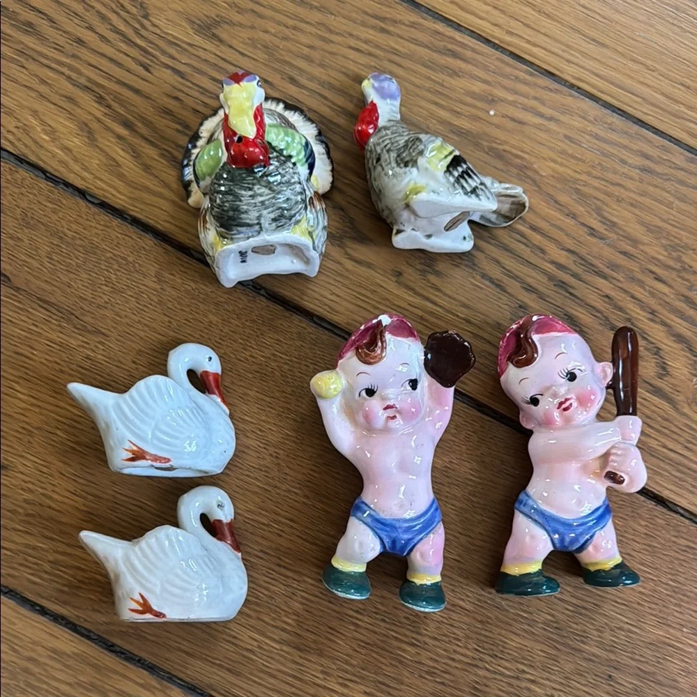 Salt & Pepper Shaker Bundle Turkey Baseball Swans Collectables Vintage Japan